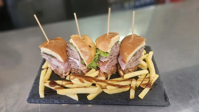 Hamburguesería D-Licias