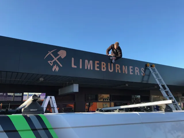 Limeburners Bar