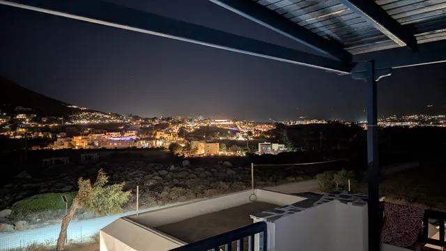 Lofos Studios & Rooms