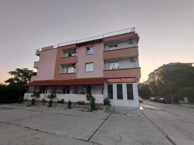 Petra Hotel
