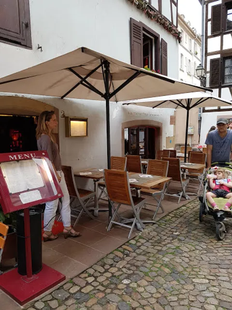 Chan Chira - La table thaïlandaise