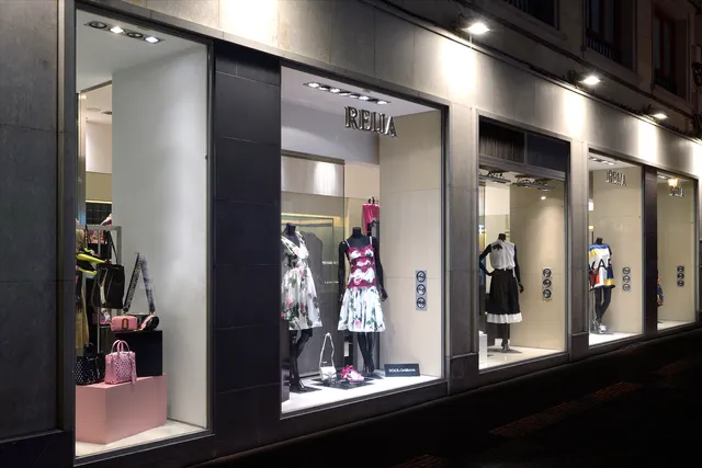 REIJA INDEPENDENCIA MUJER