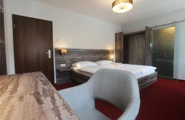 stadthotel miya - TM3 Hotel GmbH & Co. KG