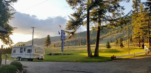 Riverhaven RV Park & Motel