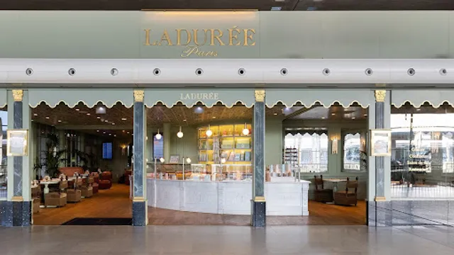 Ladurée Roissy Terminal 2F Zone publique