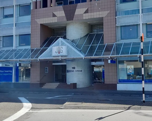 Lumino Queens Drive | Lumino The Dentists