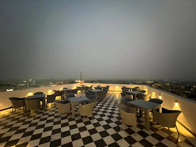 Imperial Spice – Multi-Cuisine Restaurant & Café