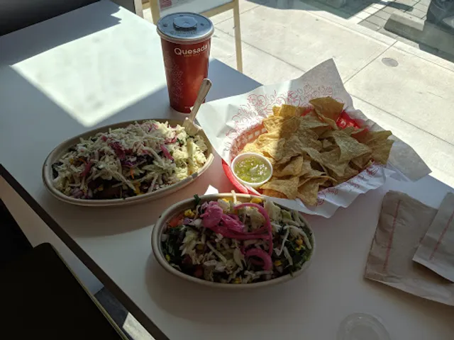 Quesada Burritos & Tacos