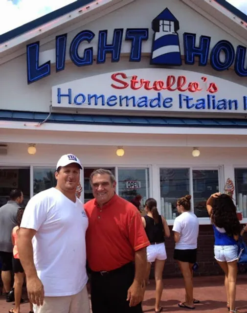 Strollo's Lighthouse (Red Bank)