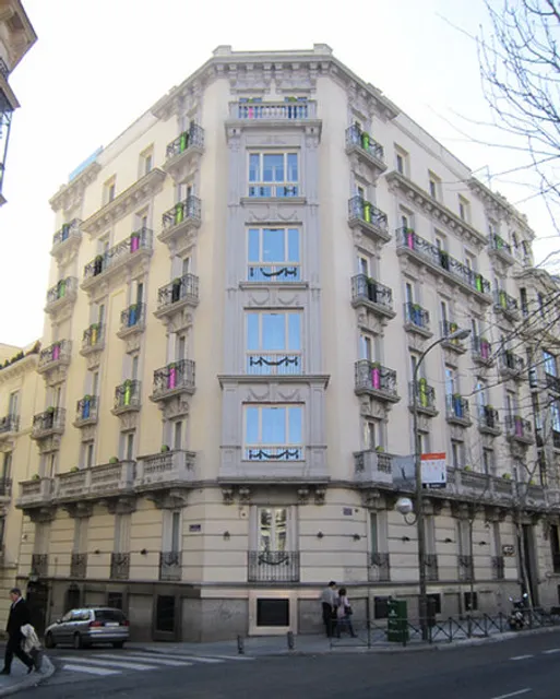 U HOSTELS ALBERGUES JUVENILES SL