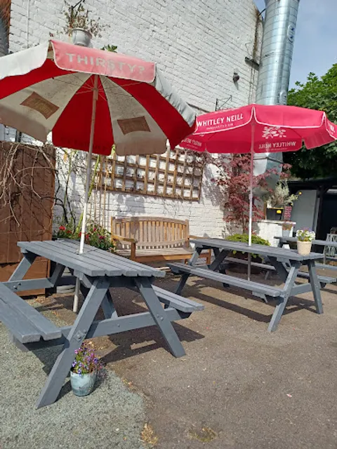 The Red Lion Ellesmere