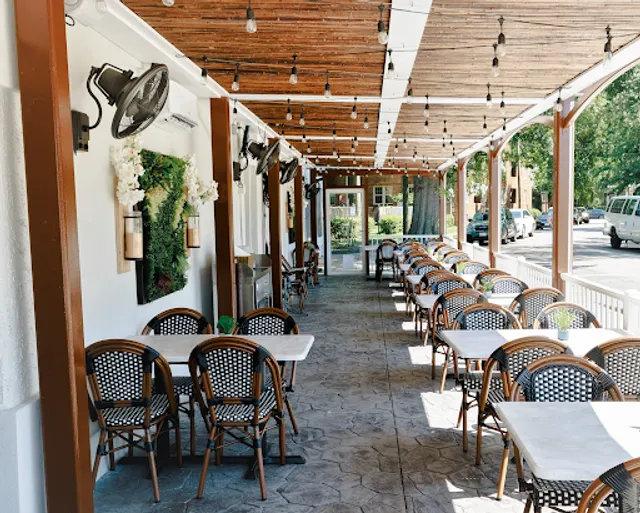 Orapax Restaurant and Bar