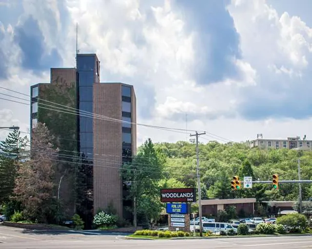 The Woodlands Inn and Resort