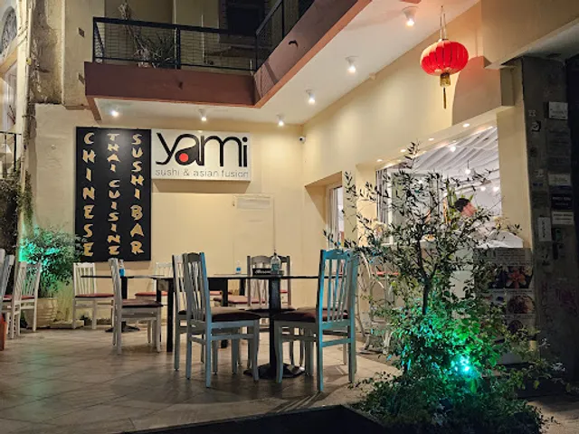YAMI Sushi & Chinese Restaurant