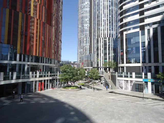 Sanlitun SOHO Shopping Mall 6