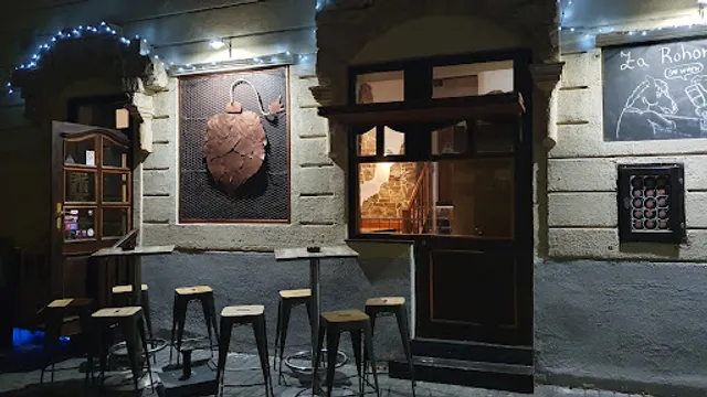 Za rohom by Bombovar