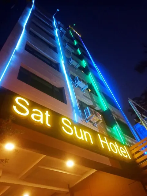 Sat Sun Hotel