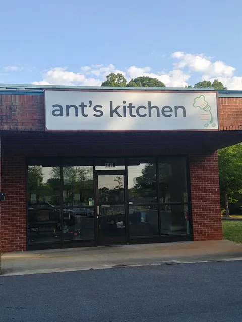 Ant’s Kitchen