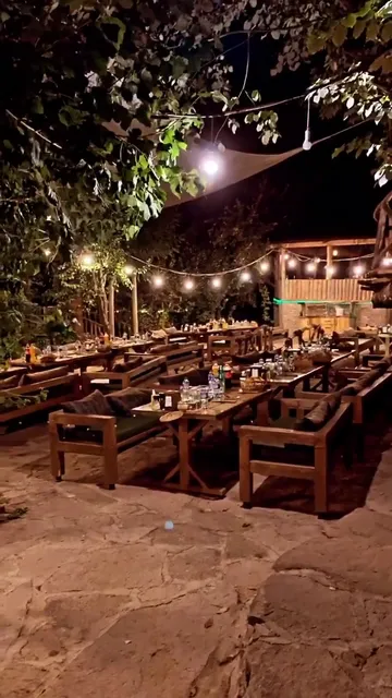 Mengen Ciftlik Et Mangal