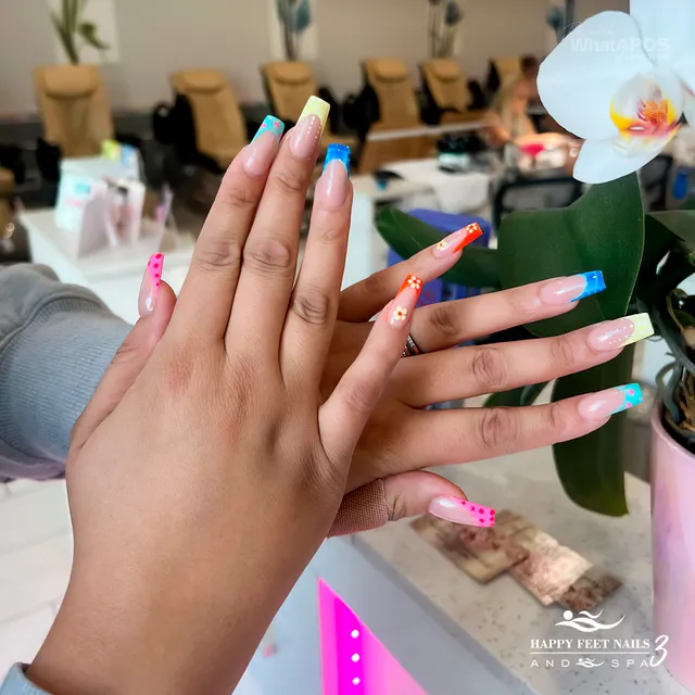 Happy Feet Nails and Spa 3