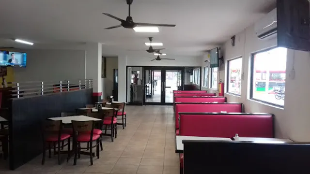 Pollo Medina Eloy Cavazos