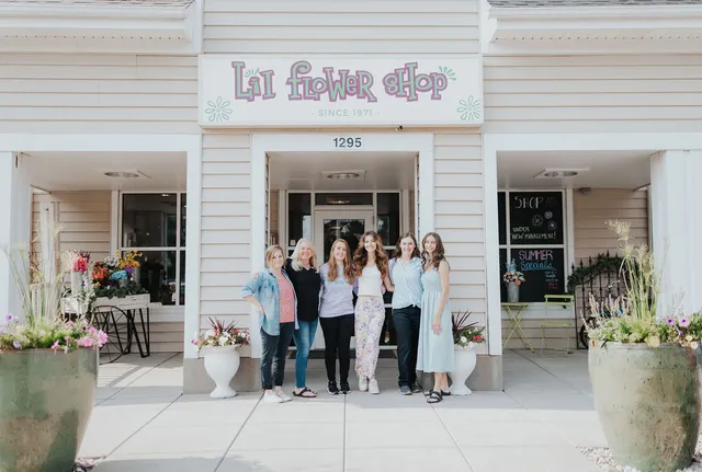 Li'l Flower Shop