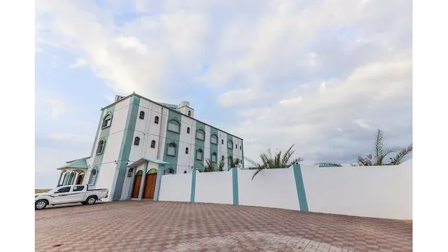 Super OYO 110 Ras Al Hadd Guest House