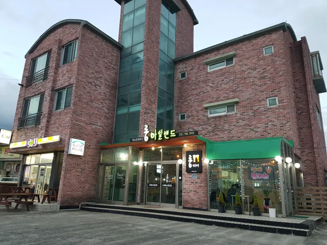 Long Island Guest House