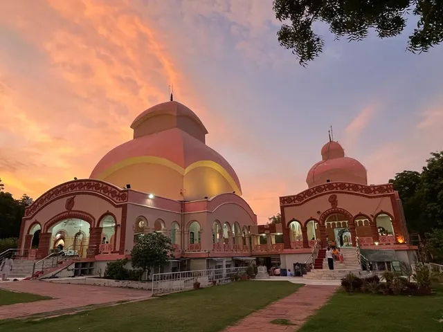 Chittaranjan Park Kali Mandir Society