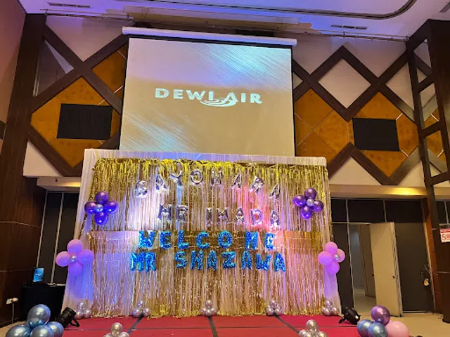 Dewi Air Restaurant & Karaoke