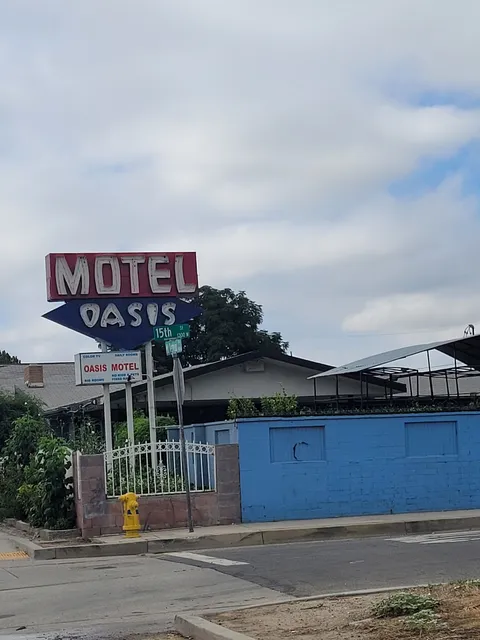 Oasis Motel
