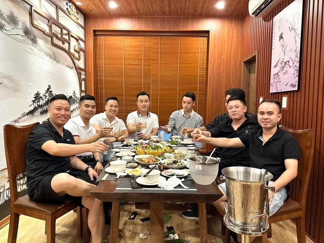 Nhà Hàng Phương Nam Hạ Long (Phương Nam Restaurant)