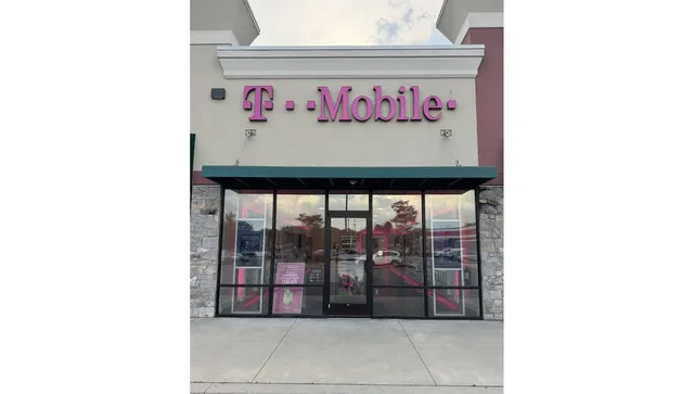 T-Mobile Authorized Retailer