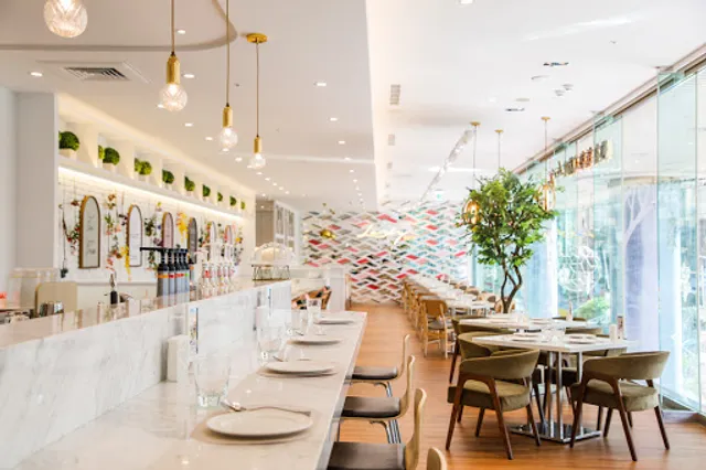 Lady nara Far Eastern Sogo Zhongli Branch