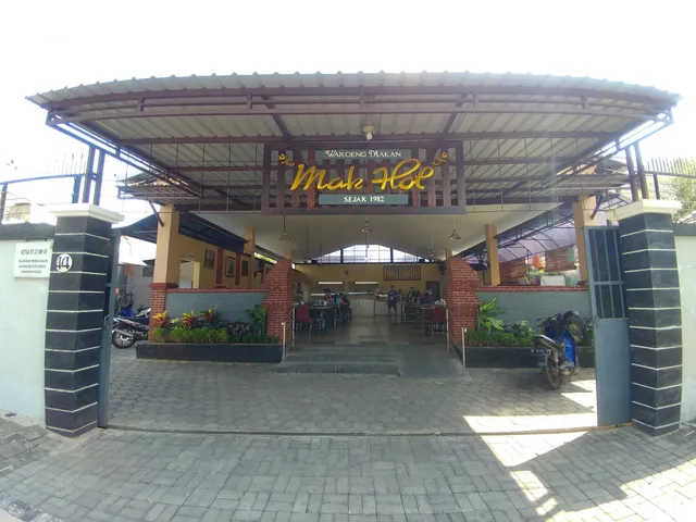 Mak Hol Resto