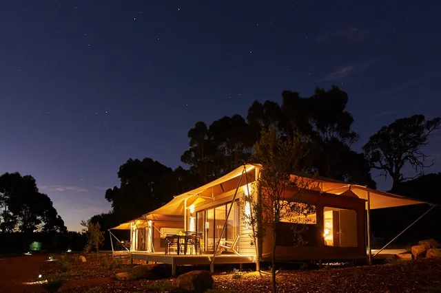 Olio Bello Lakeside Glamping