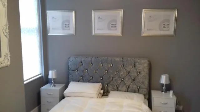 Lansdown House Bed & Breakfast