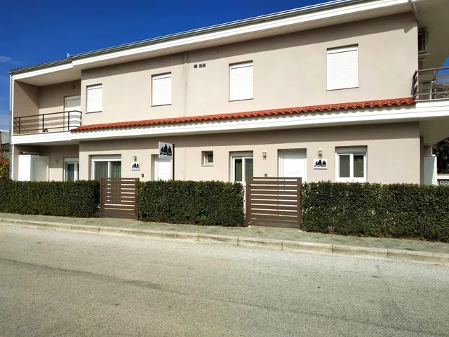 Meteora Rocks Apartments