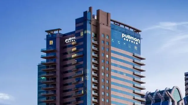 Pullman Dubai Jumeirah Lakes Towers - Hotel & Residence