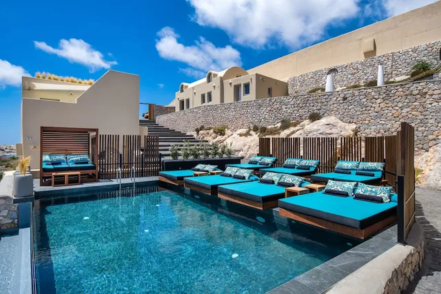 Skyfall Luxury Suites