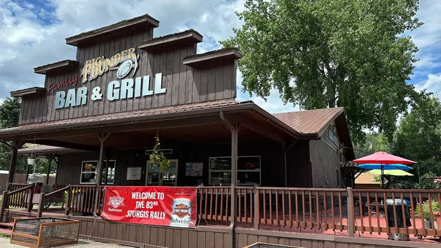 Big Thunder Family Bar & Grill