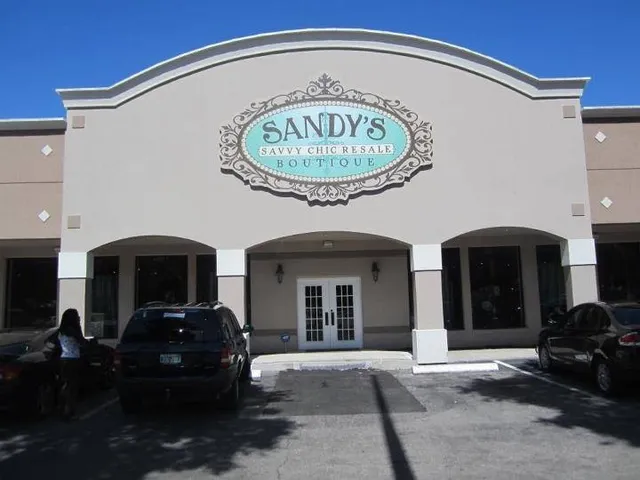 Sandy's Savvy Chic Resale Boutique