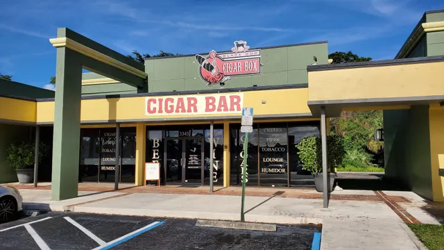 Black Dog Cigar Bar
