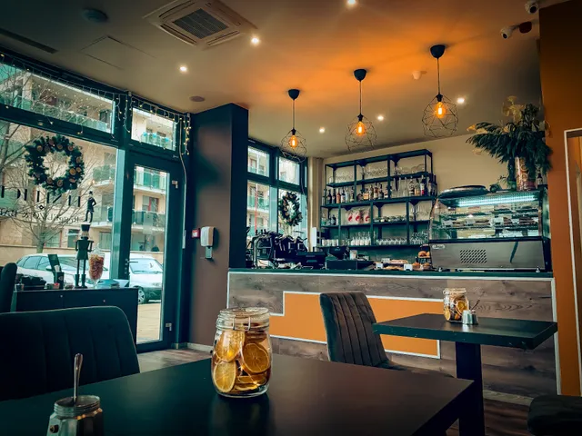 BENEDICT ReggELIZŐ & BÁR