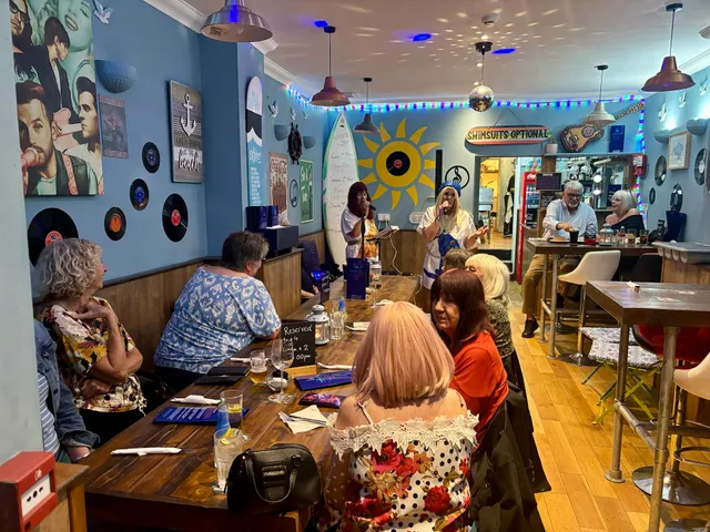 Bonnygoo Bar & Burger Lounge