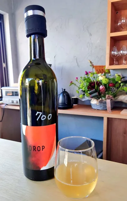 DROP winery and winestand