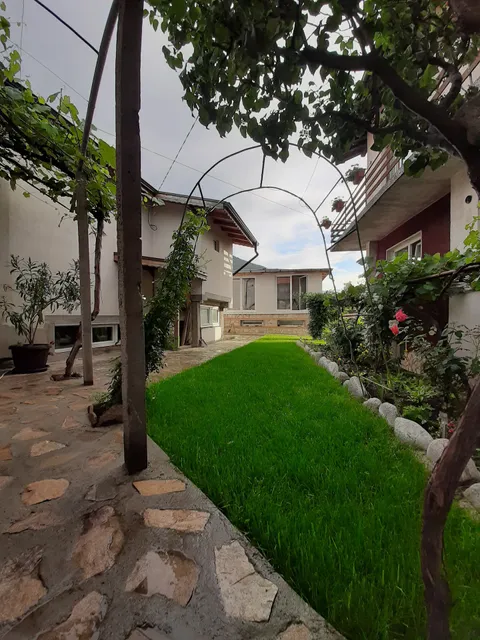 Къща за гости "Ози"