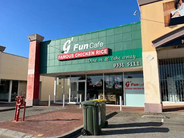 G'Fun Cafe - Famous Chicken Rice