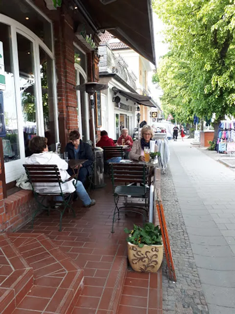 Twee Linden Inh. C. Linkis