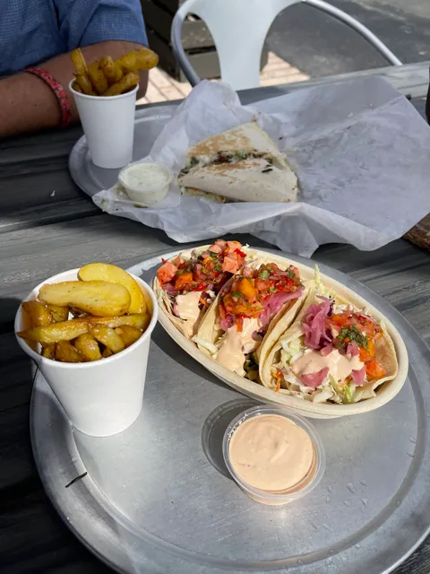 Wendi's Good Things Market